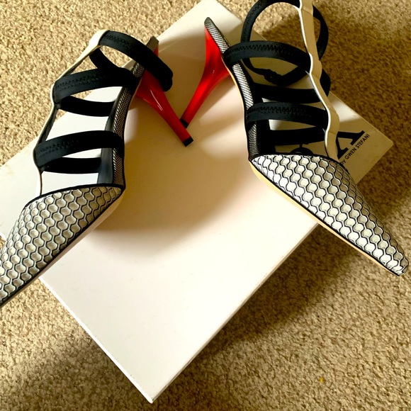 Hot shoes! gx by Gwen Stephani, Size 9 - Picture 7 of 12
